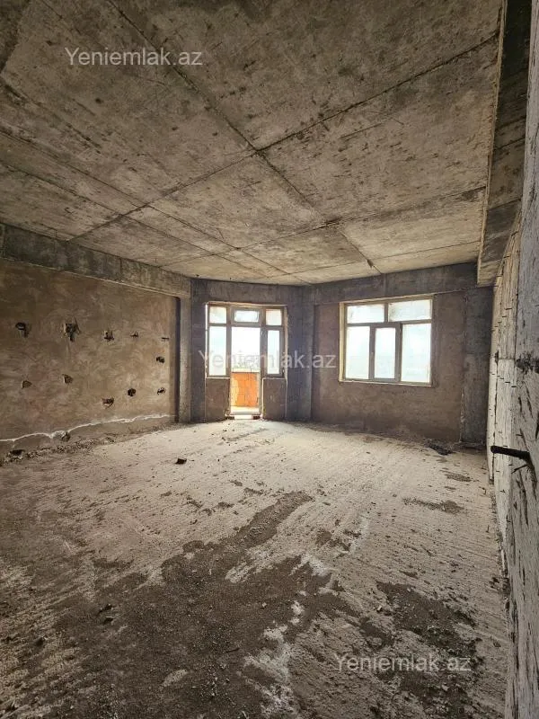 Satılır 3 otaqlı yeni tikili 133 m²