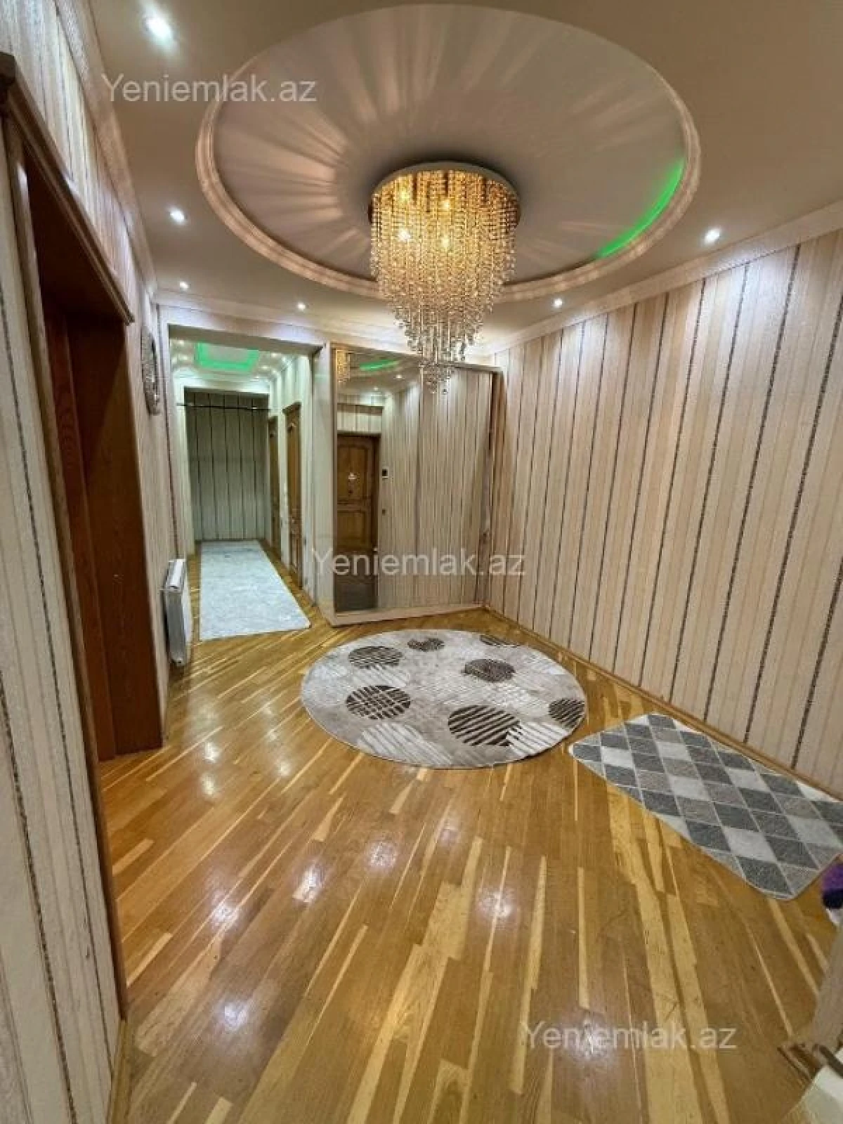 Satılır 3 otaqlı yeni tikili 145 m²