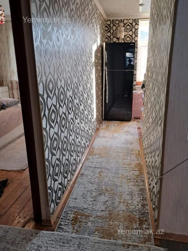 Satılır 3 otaqlı köhnə tikili 70 m²