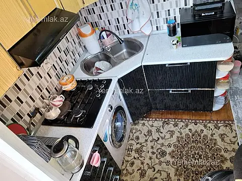 Satılır 3 otaqlı köhnə tikili 70 m²