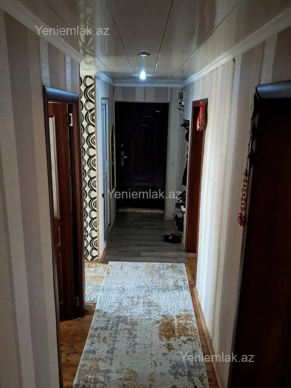 Satılır 3 otaqlı köhnə tikili 70 m²