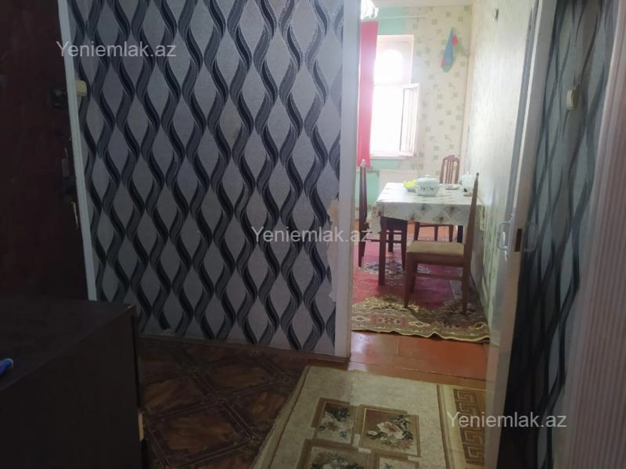 Satılır 3 otaqlı köhnə tikili 72 m²
