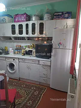Satılır 3 otaqlı köhnə tikili 72 m²