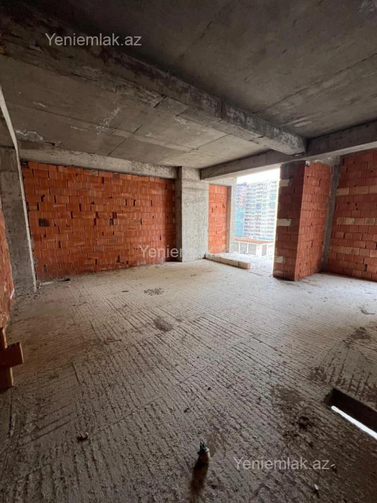 Satılır 1 otaqlı yeni tikili 60 m²