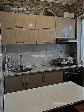 Satılır 2 otaqlı köhnə tikili 60 m²