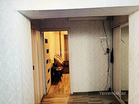 Satılır 4 otaqlı köhnə tikili 110 m²