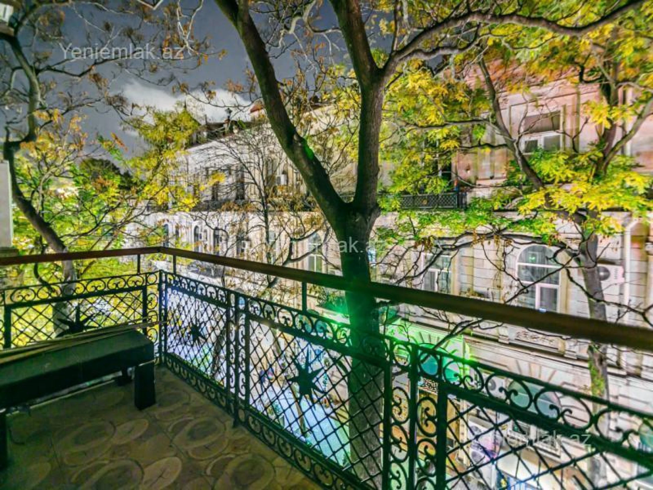 Satılır 5 otaqlı köhnə tikili 137 m²