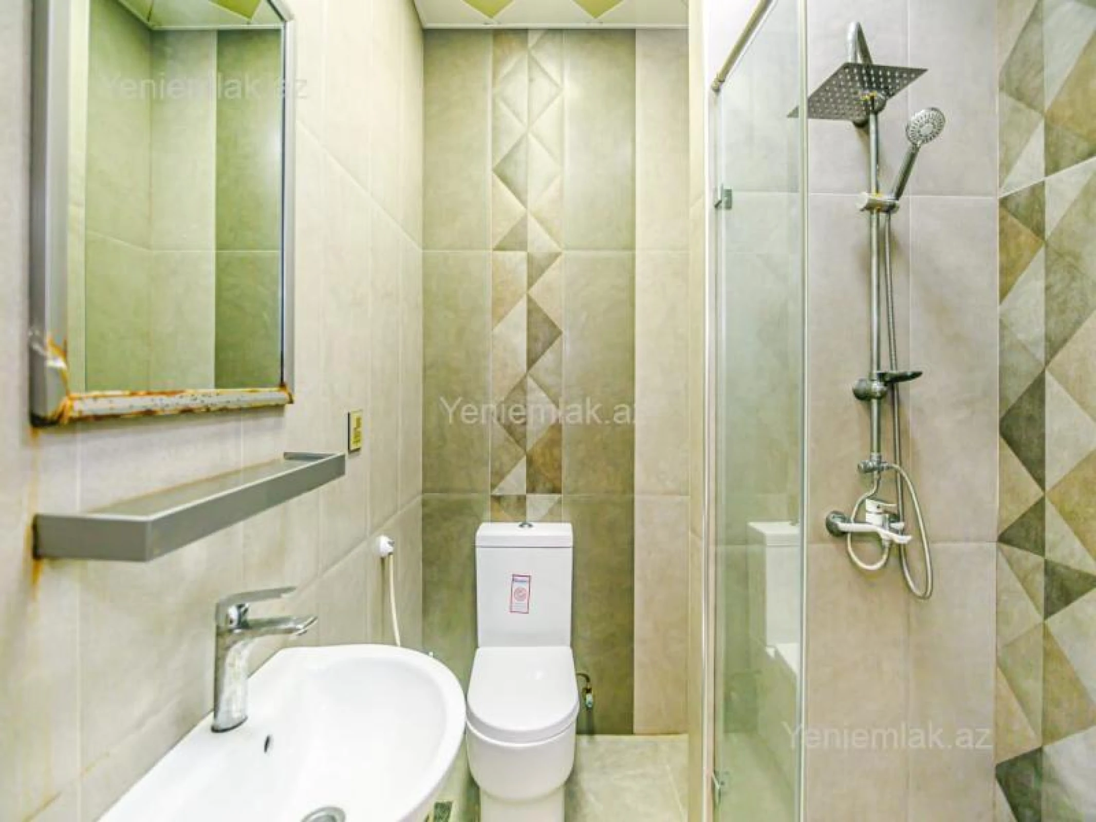 Satılır 5 otaqlı köhnə tikili 137 m²