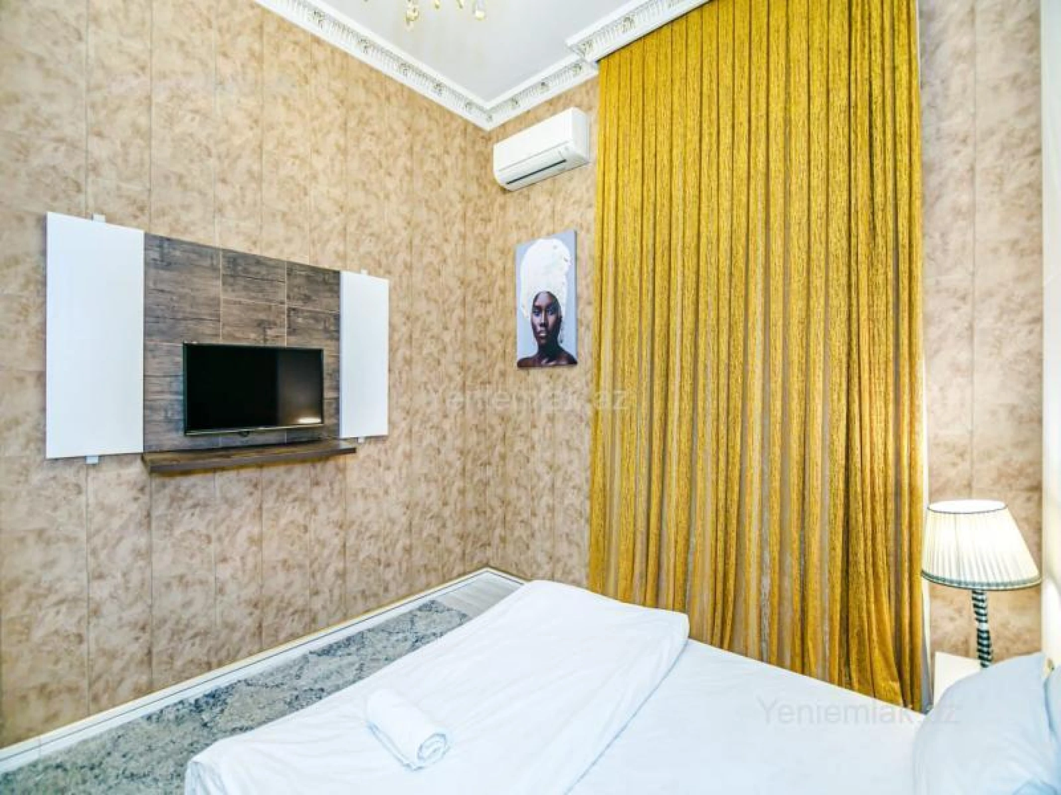 Satılır 5 otaqlı köhnə tikili 137 m²