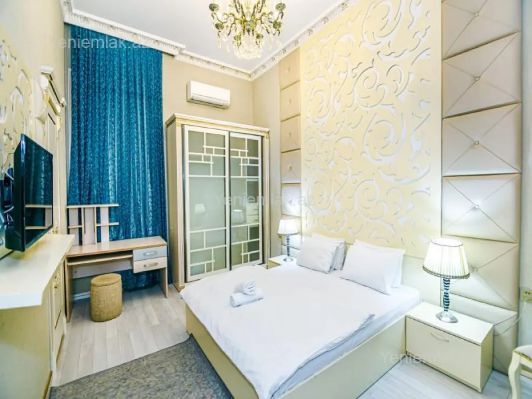 Satılır 5 otaqlı köhnə tikili 137 m²