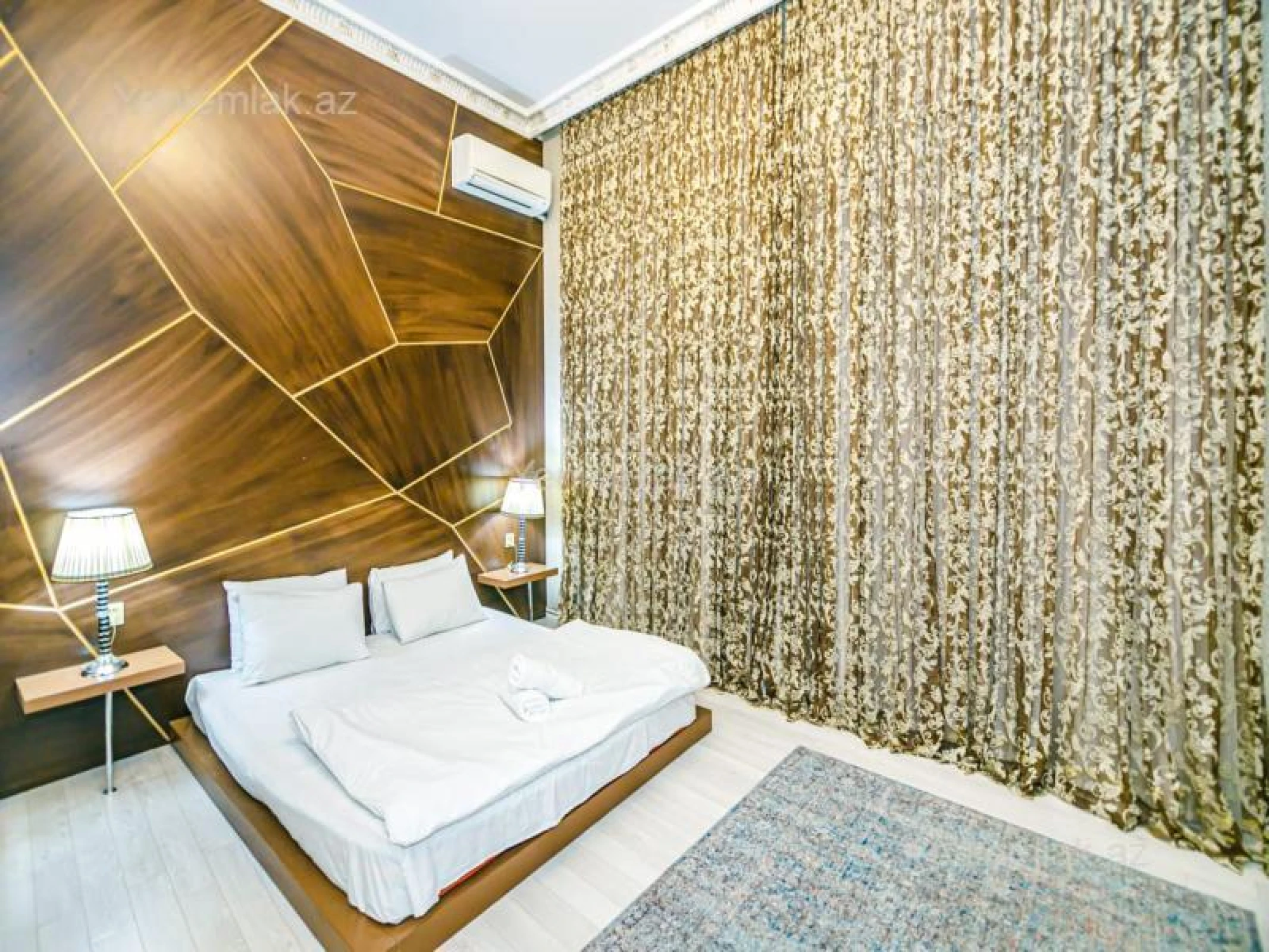 Satılır 5 otaqlı köhnə tikili 137 m²