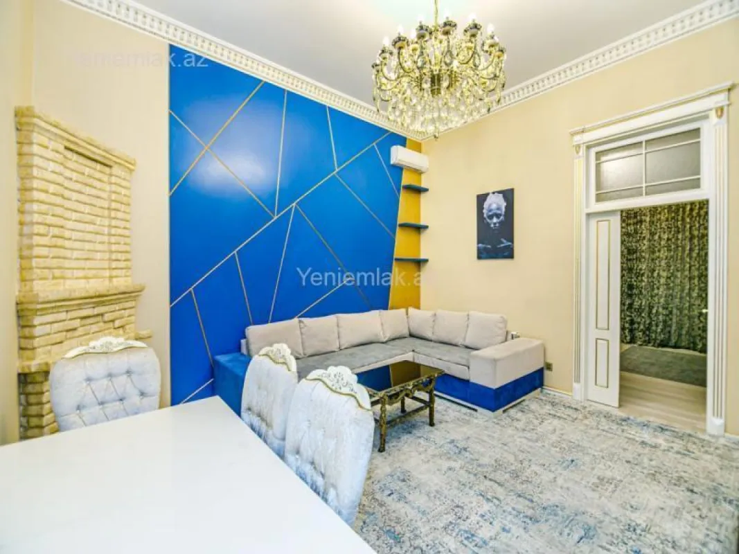 Satılır 5 otaqlı köhnə tikili 137 m²