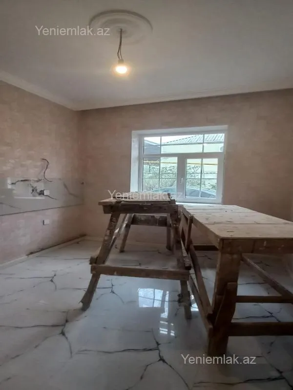 Satılır 4 otaqlı həyət evi 120 m²