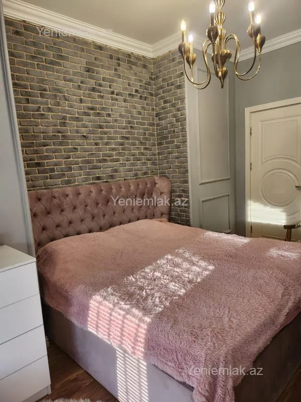 Satılır 3 otaqlı yeni tikili 88 m²