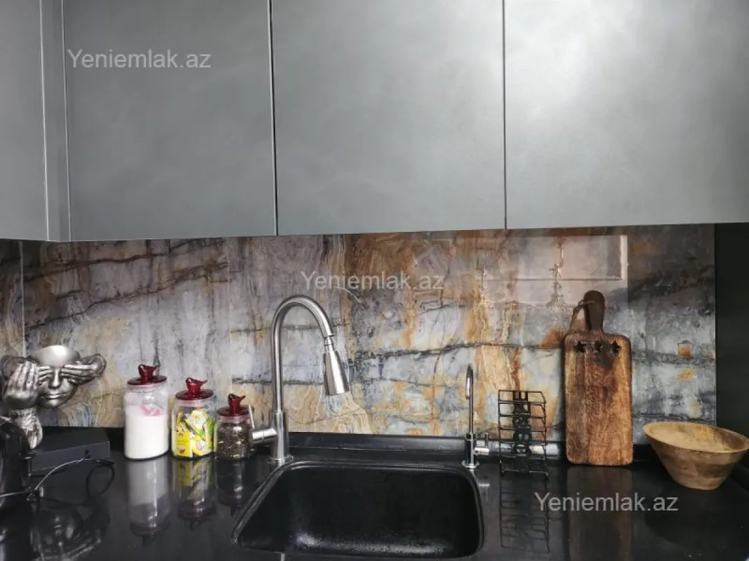 Satılır 3 otaqlı yeni tikili 88 m²