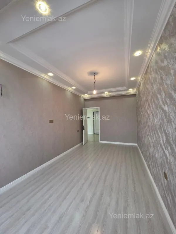 Satılır 2 otaqlı yeni tikili 76 m²