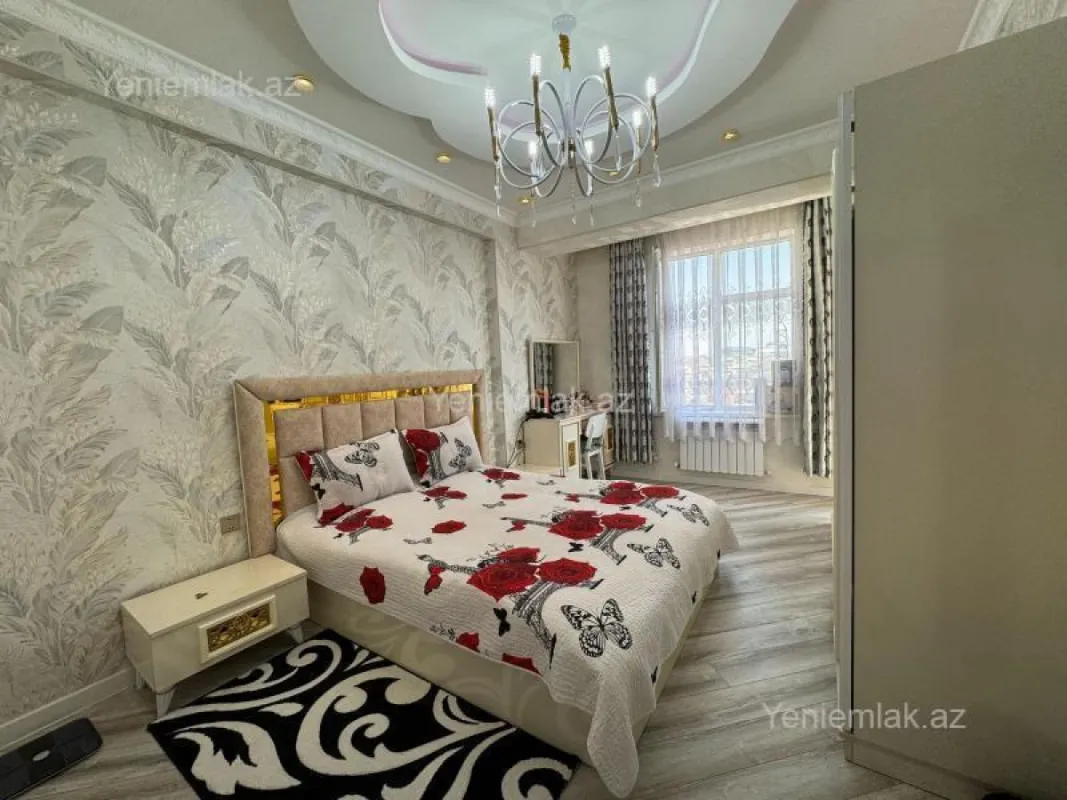 Satılır 3 otaqlı yeni tikili 110 m²