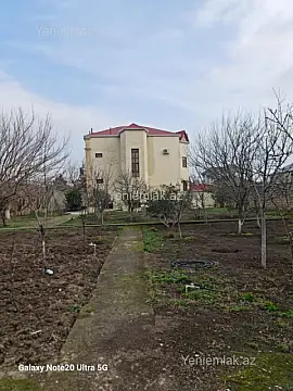 Satılır 6 otaqlı həyət evi 600 m²