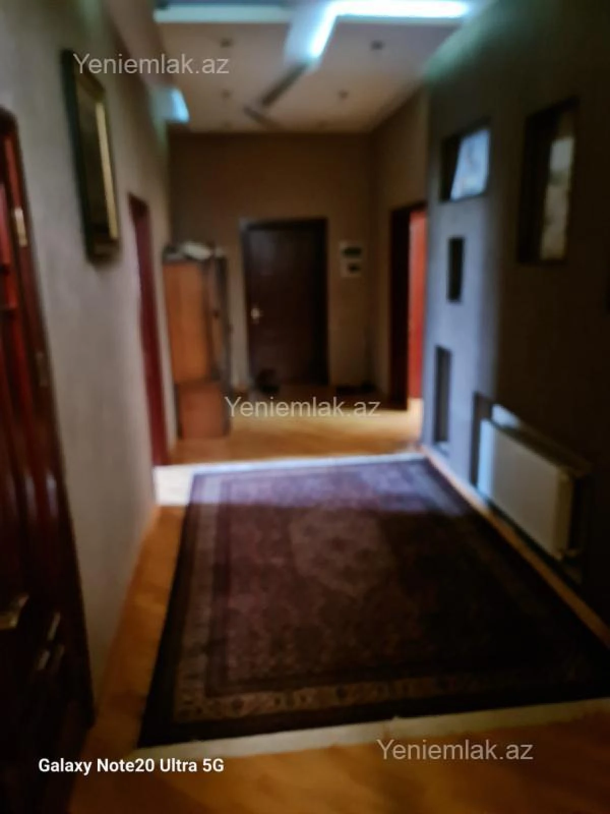 Satılır 6 otaqlı həyət evi 600 m²