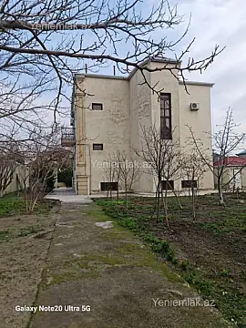Satılır 6 otaqlı həyət evi 600 m²