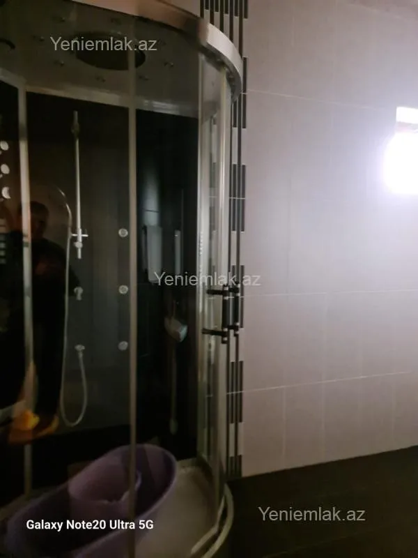 Satılır 6 otaqlı həyət evi 600 m²