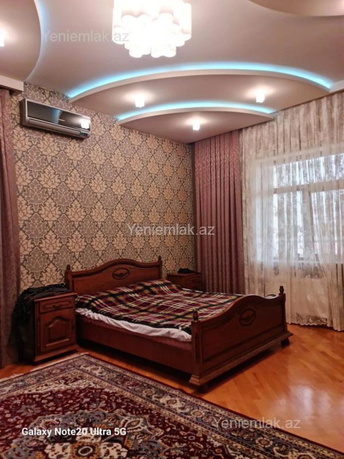 Satılır 6 otaqlı həyət evi 600 m²