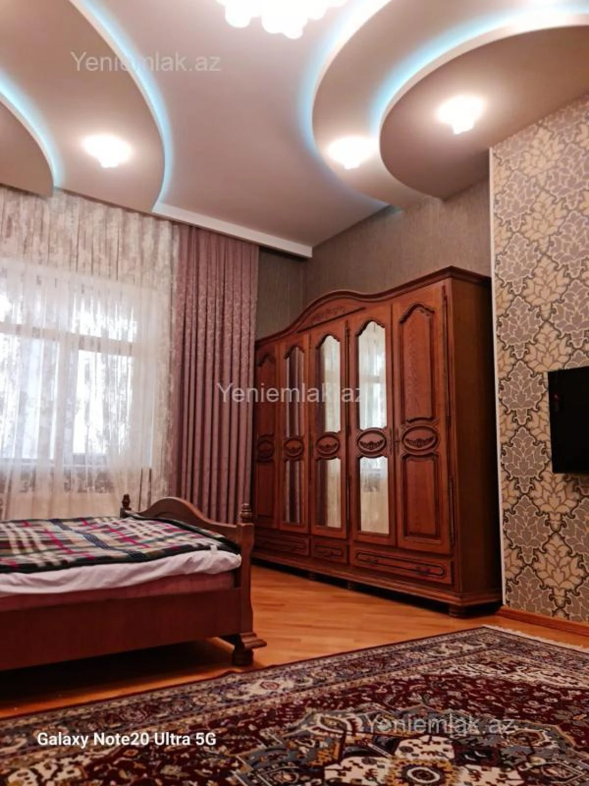 Satılır 6 otaqlı həyət evi 600 m²