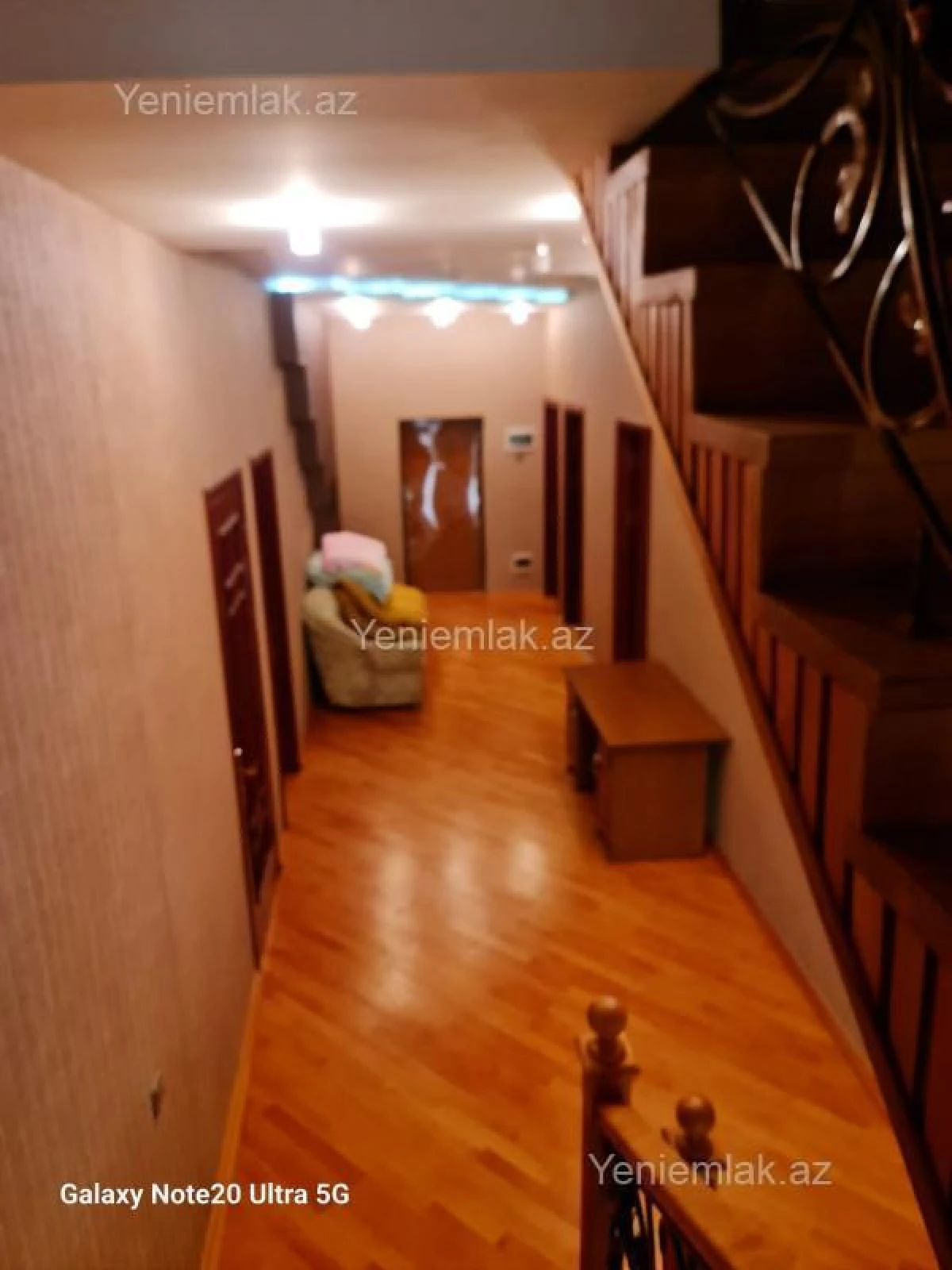Satılır 6 otaqlı həyət evi 600 m²