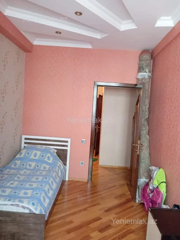 Satılır 3 otaqlı yeni tikili 90 m²