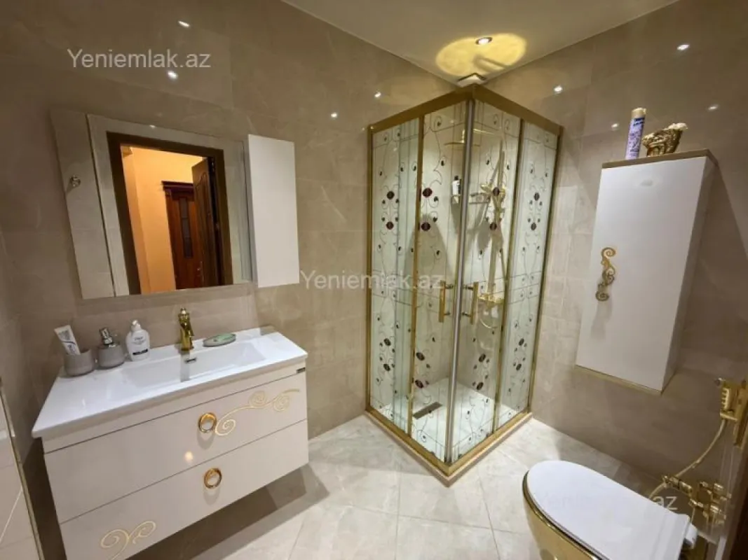 Satılır 3 otaqlı yeni tikili 110 m²