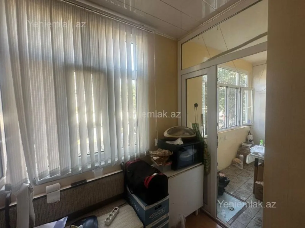 Satılır 3 otaqlı köhnə tikili 89 m²