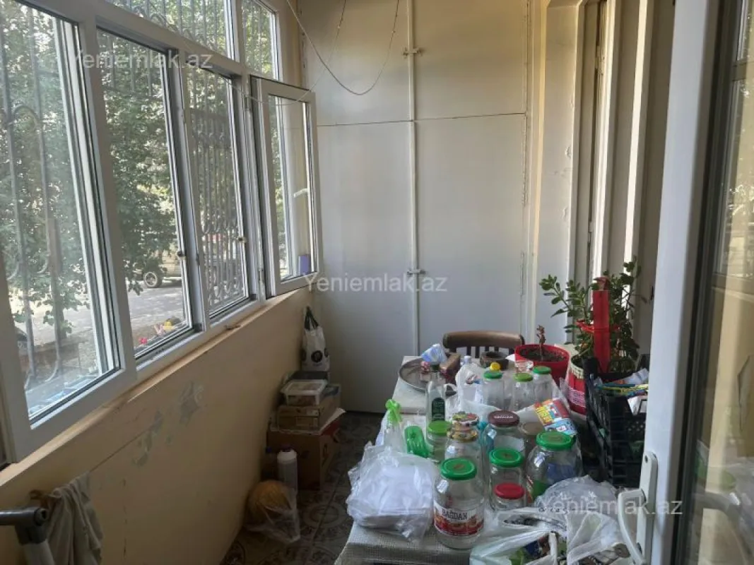 Satılır 3 otaqlı köhnə tikili 89 m²