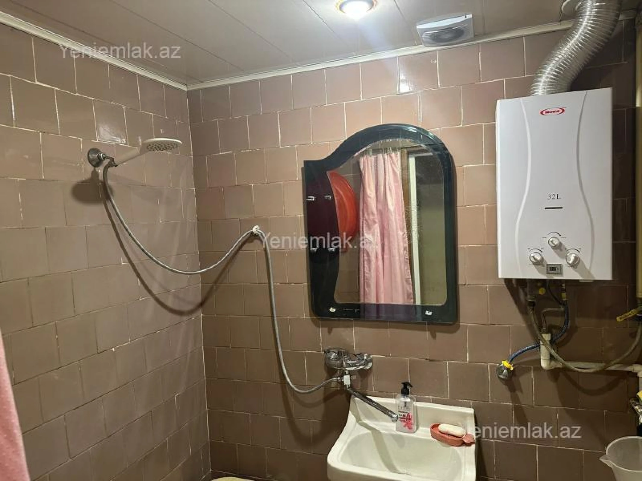 Satılır 3 otaqlı köhnə tikili 89 m²