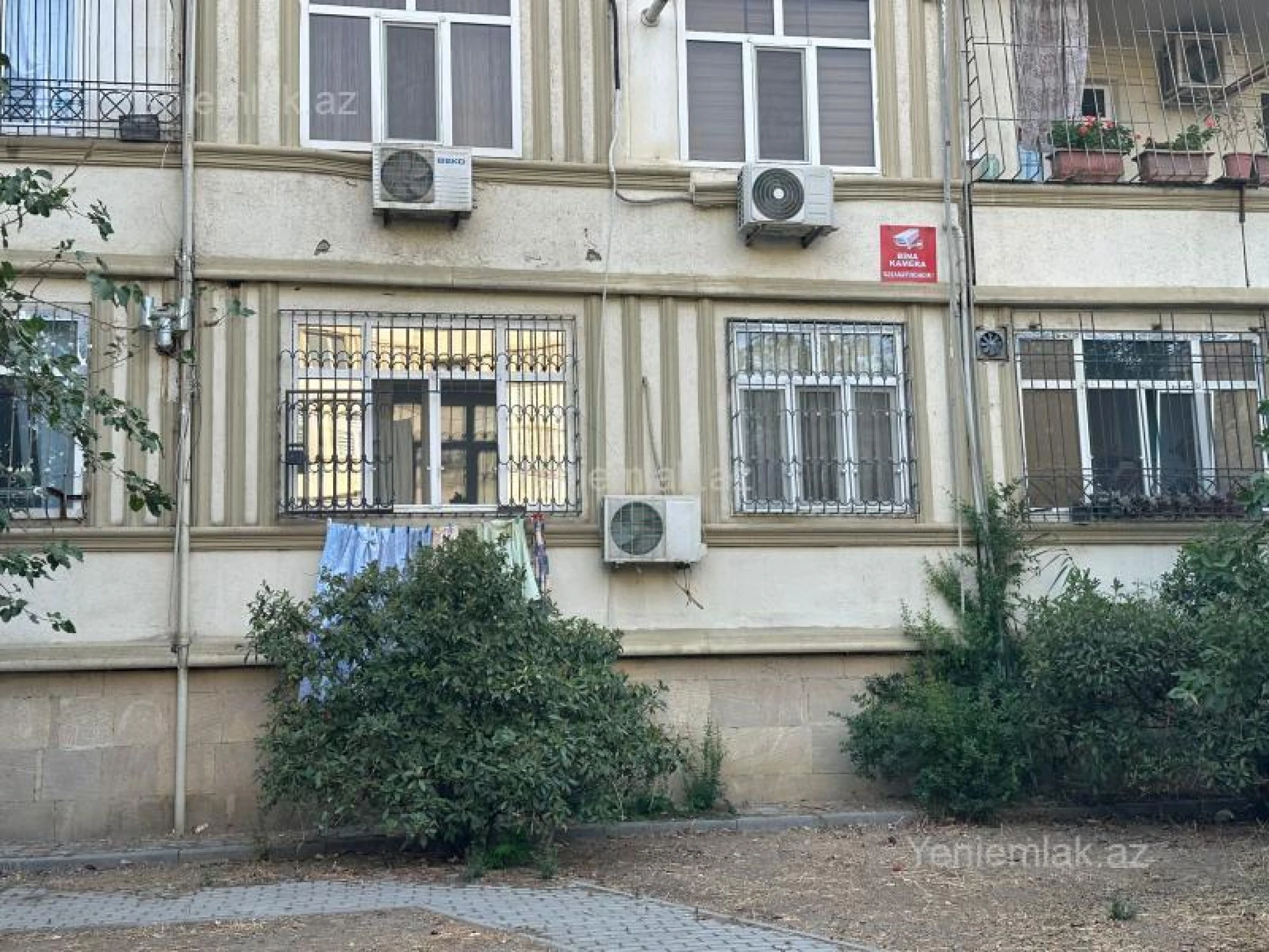 Satılır 3 otaqlı köhnə tikili 89 m²