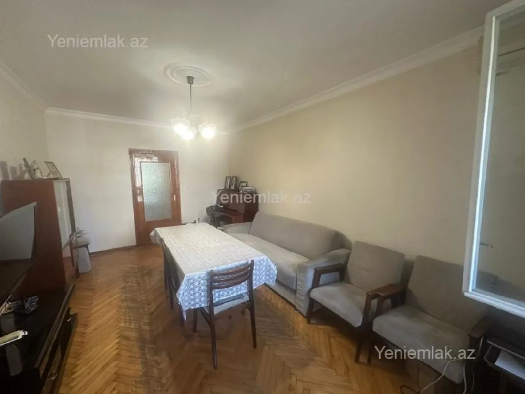 Satılır 3 otaqlı köhnə tikili 89 m²