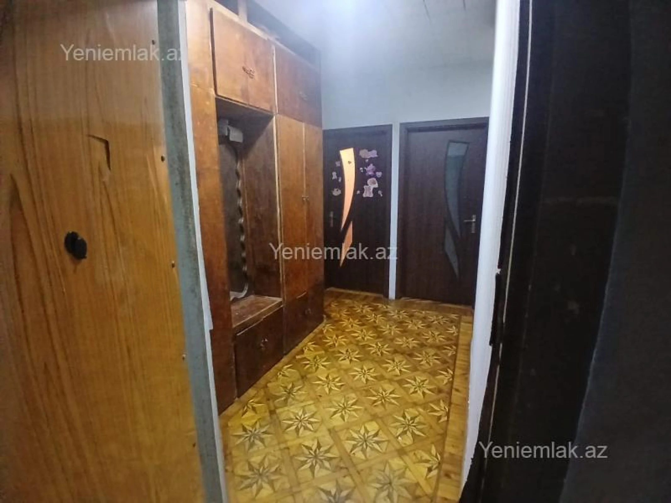 Satılır 3 otaqlı köhnə tikili 80 m²