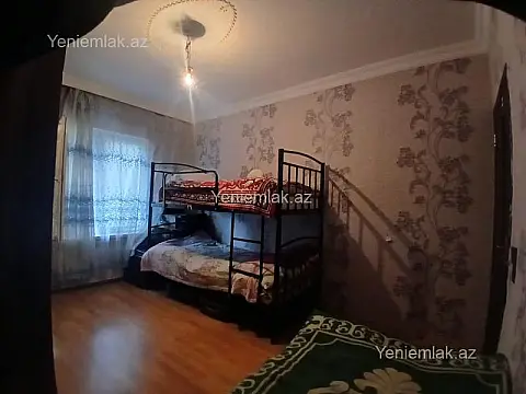 Satılır 3 otaqlı köhnə tikili 80 m²