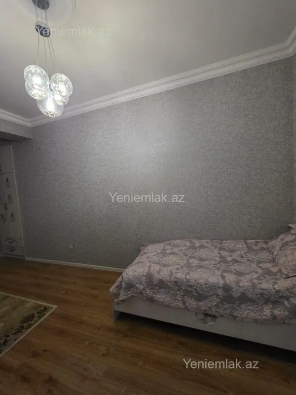 Satılır 3 otaqlı yeni tikili 100 m²