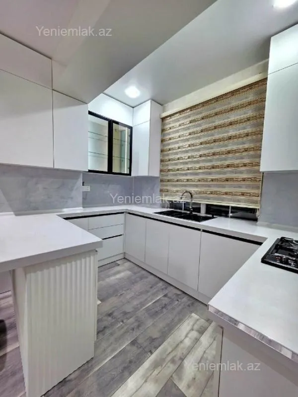 Satılır 3 otaqlı yeni tikili 100 m²