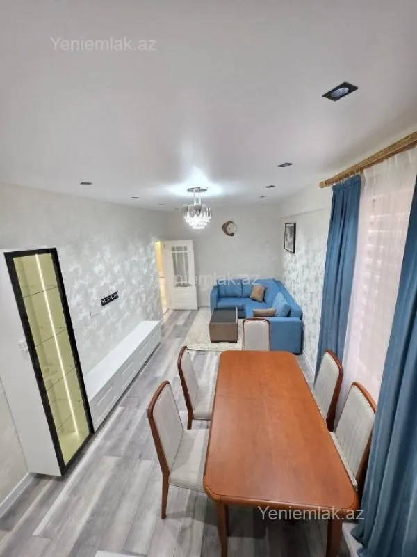 Satılır 3 otaqlı yeni tikili 100 m²