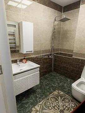 Satılır 2 otaqlı yeni tikili 76 m²