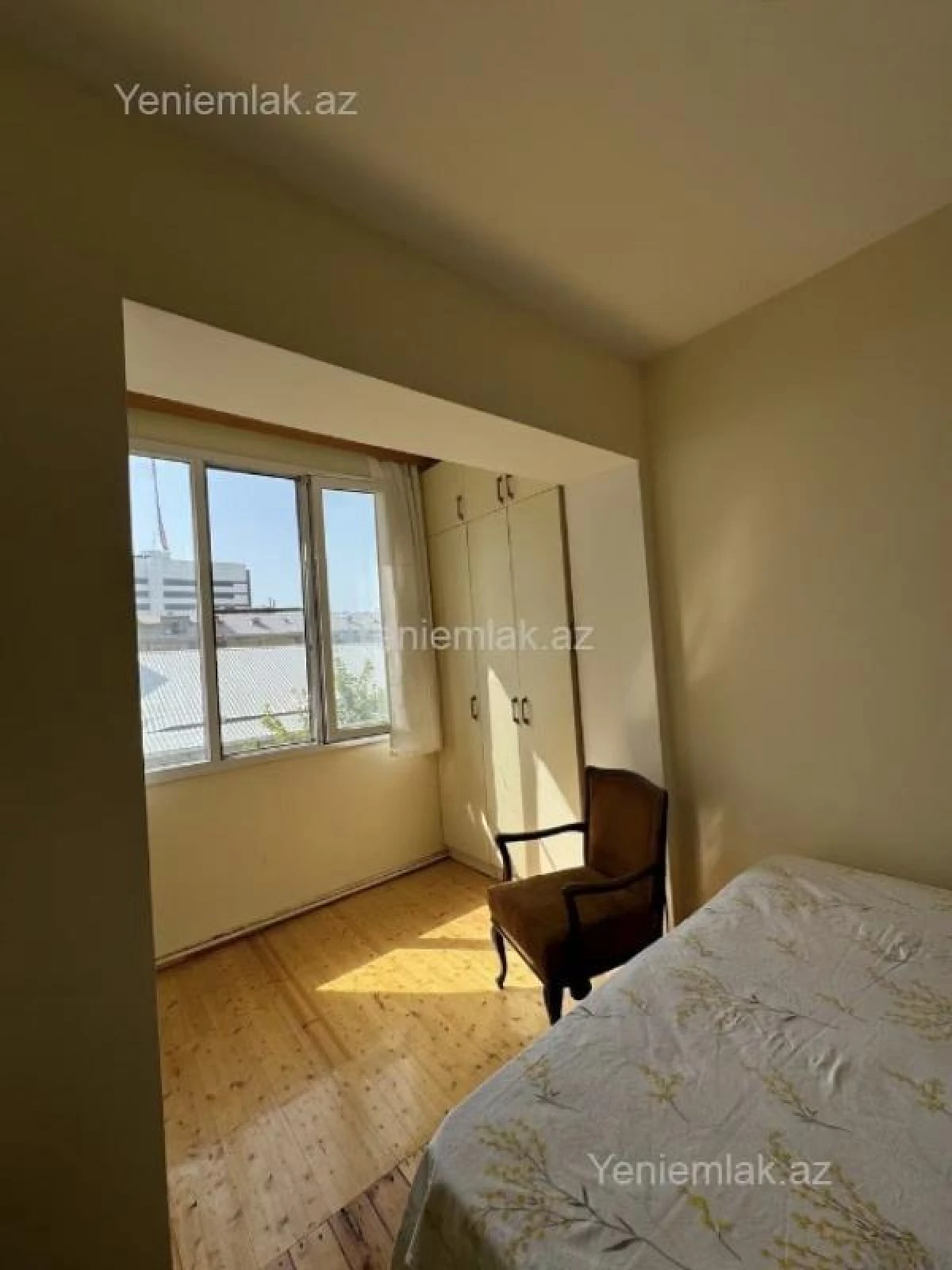Satılır 2 otaqlı köhnə tikili 45 m²