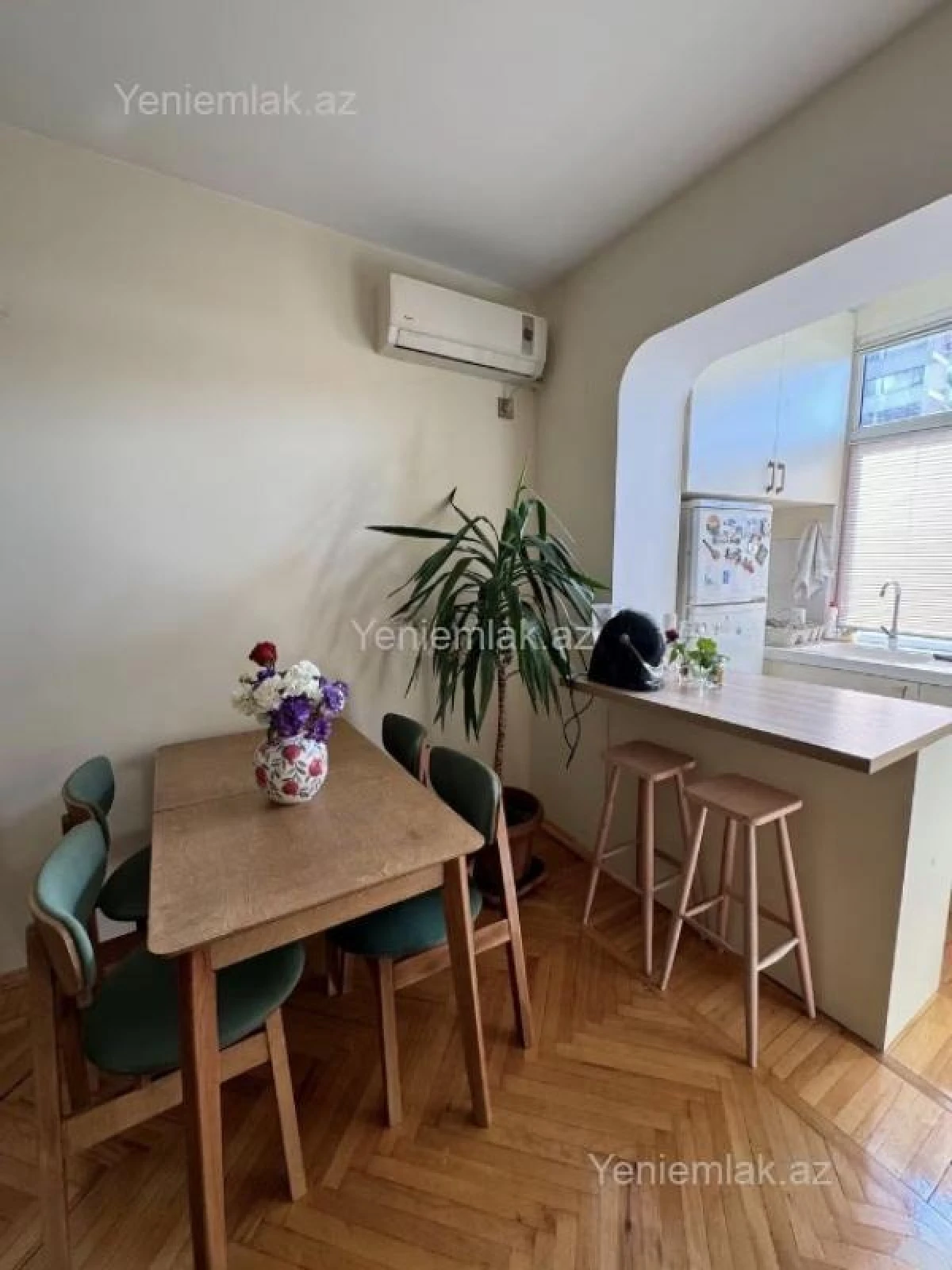 Satılır 2 otaqlı köhnə tikili 45 m²