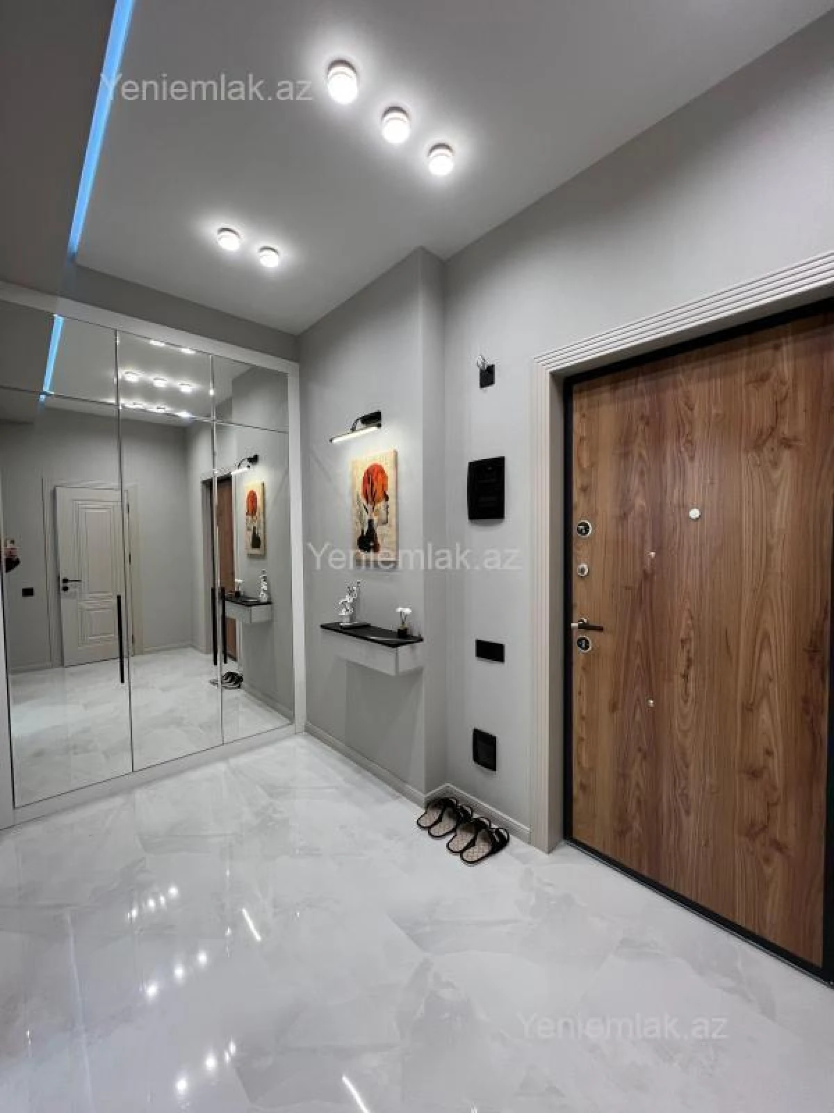 Satılır 2 otaqlı yeni tikili 55 m²