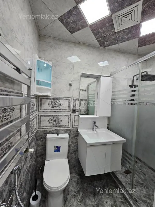 Satılır 3 otaqlı yeni tikili 72 m²