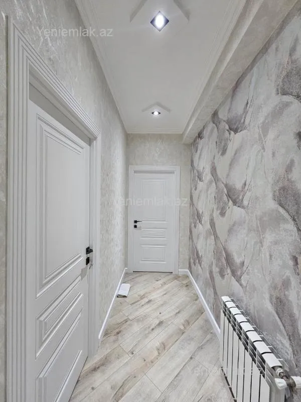 Satılır 3 otaqlı yeni tikili 72 m²