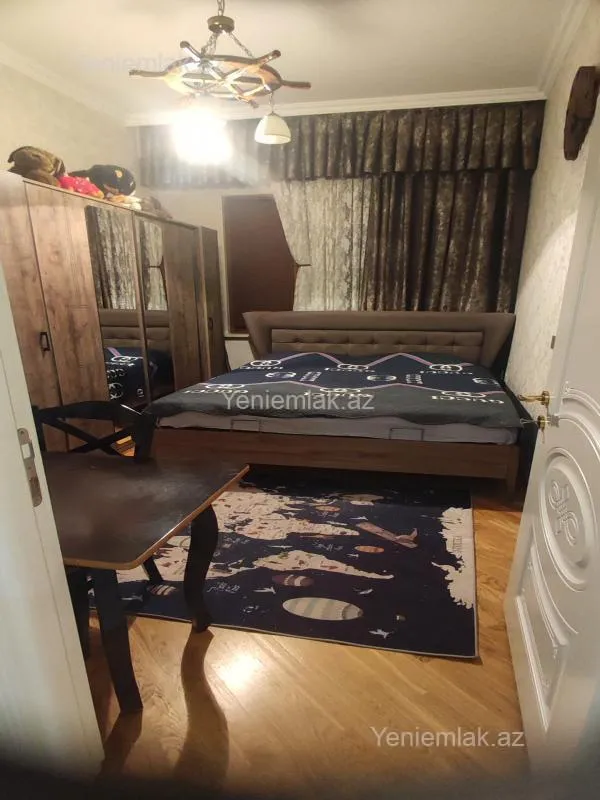 Satılır 2 otaqlı yeni tikili 70 m²