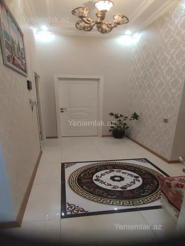 Satılır 2 otaqlı yeni tikili 70 m²