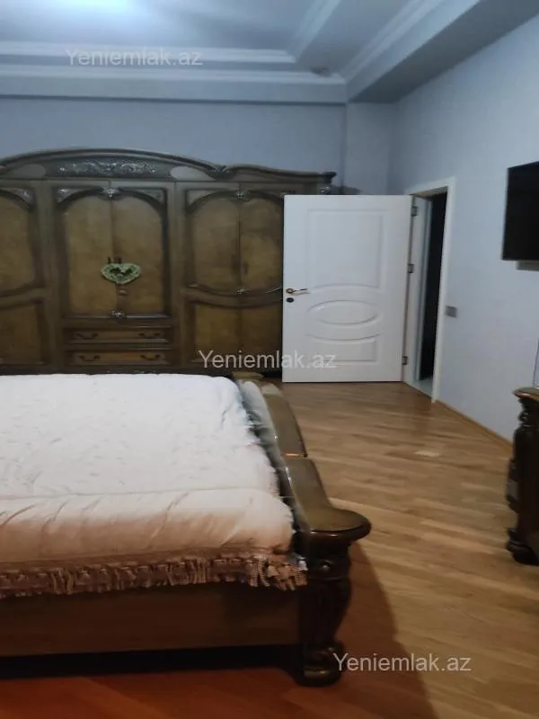 Satılır 2 otaqlı yeni tikili 70 m²