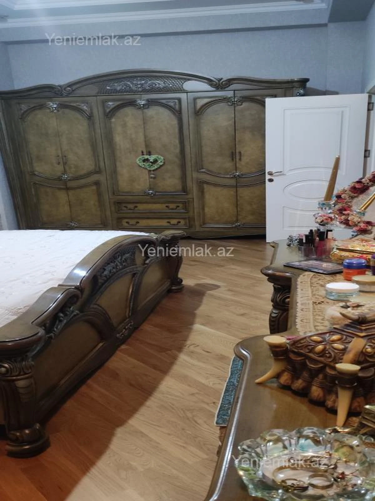 Satılır 2 otaqlı yeni tikili 70 m²